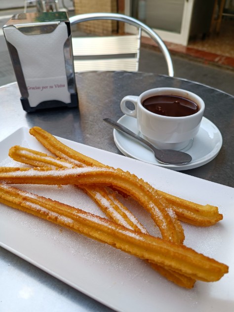 Churros con chocolate